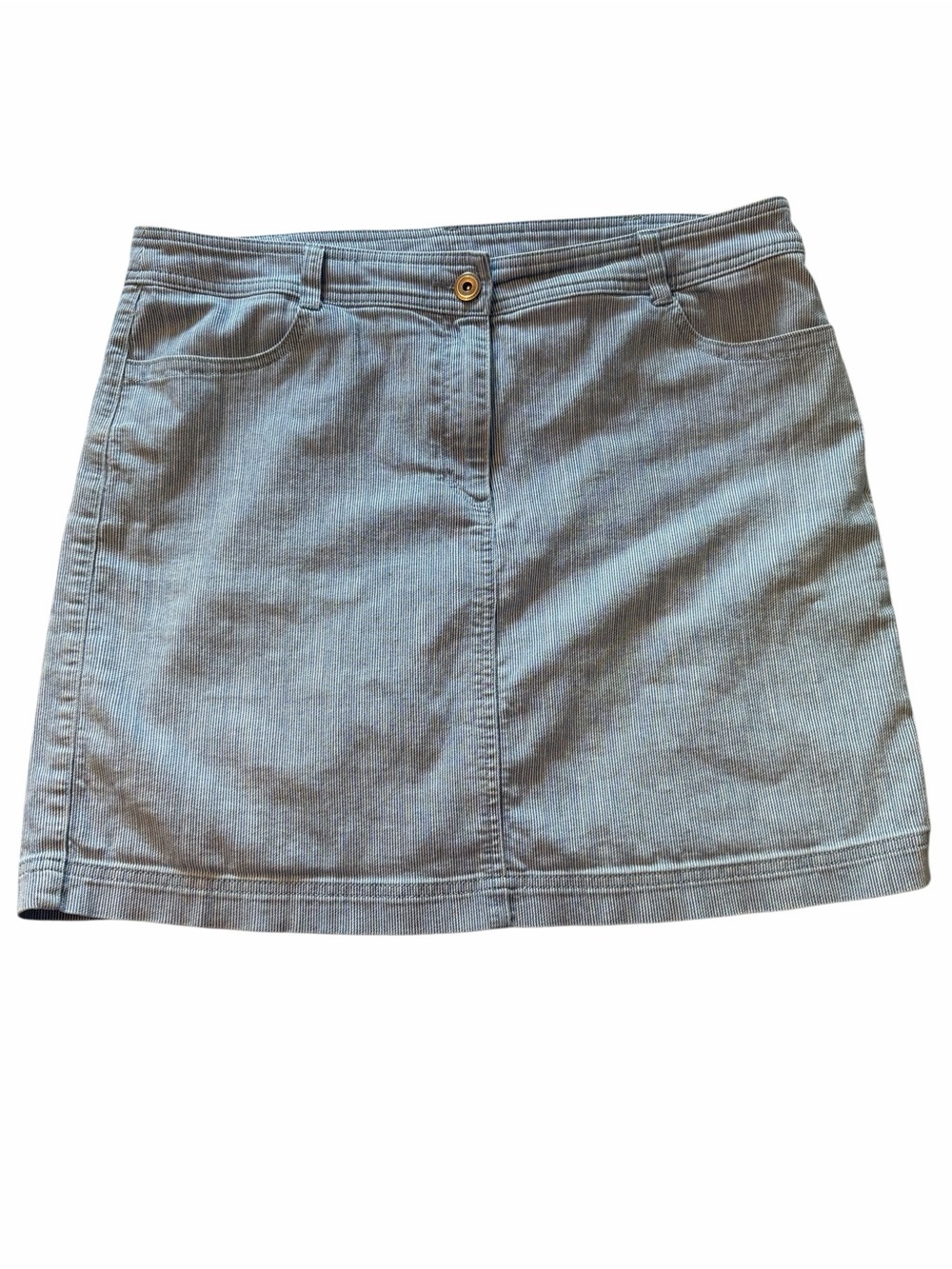Christopher and Banks Women’s size 14 denim and white skort. Pockets